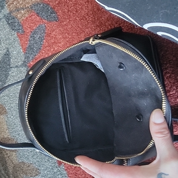 Black Vinyl mini backpack - Picture 4 of 4